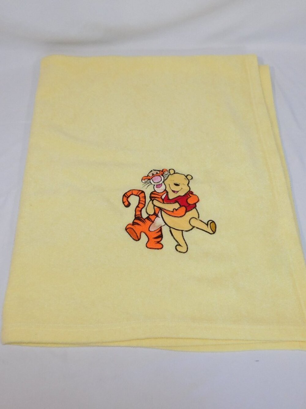 Disney Winnie the Pooh Tigger Yellow Fleece baby Toddler Blanket 38" x  45"